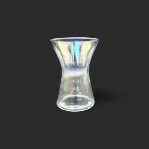 vase en verre sablier Genève Hyaline, écrin de cristal transparent mettant en valeur les bouquets