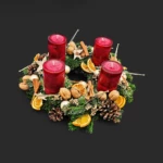 ambre des sapins couronne de Noël en sapin avec oranges séchées, cannelle et 4 bougies bordeaux