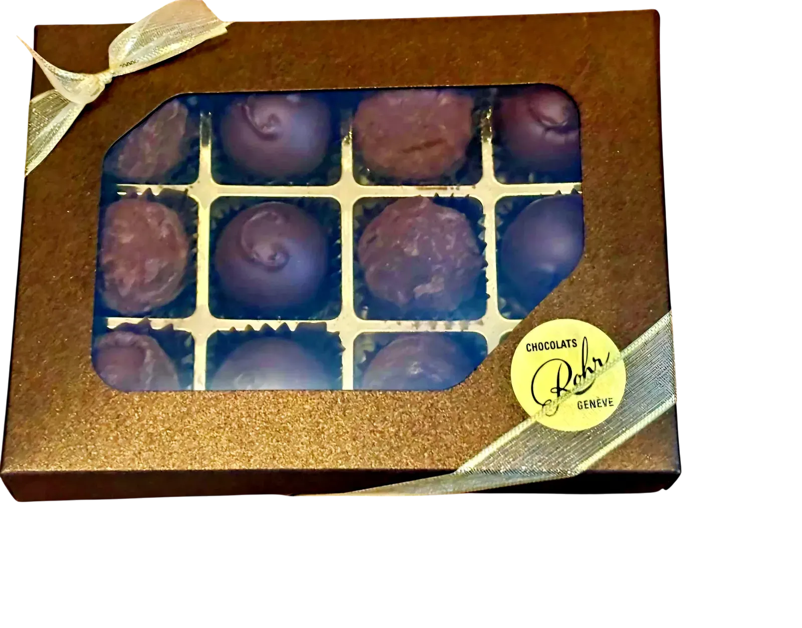 WTQlM0Q-1.webp truffes Genève Nocturne Praliné Rohr, boîte 12 chocolats artisanaux avec ruban argenté